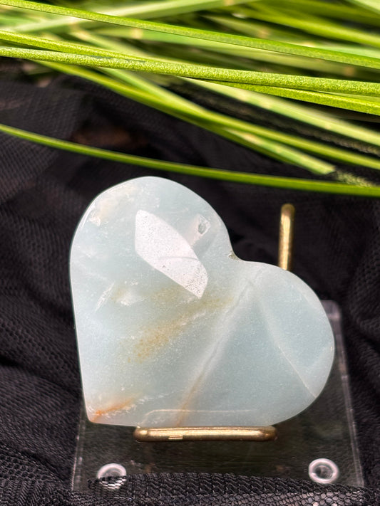 Karibischer Calcit Herzen