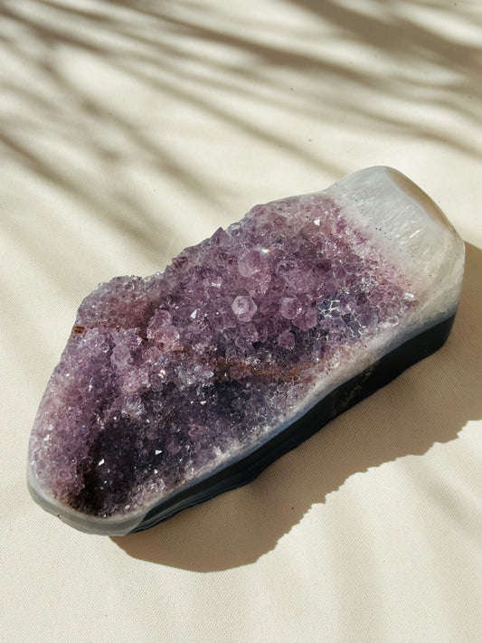 Amethyst mit Achat Bänderung