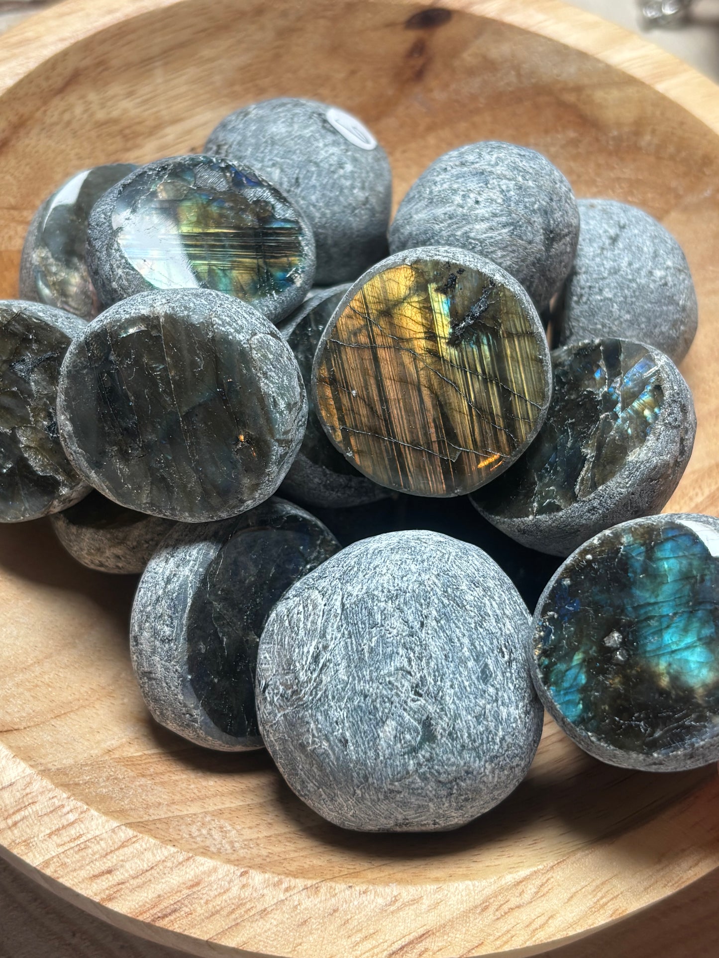 Labradorit Emu Egg