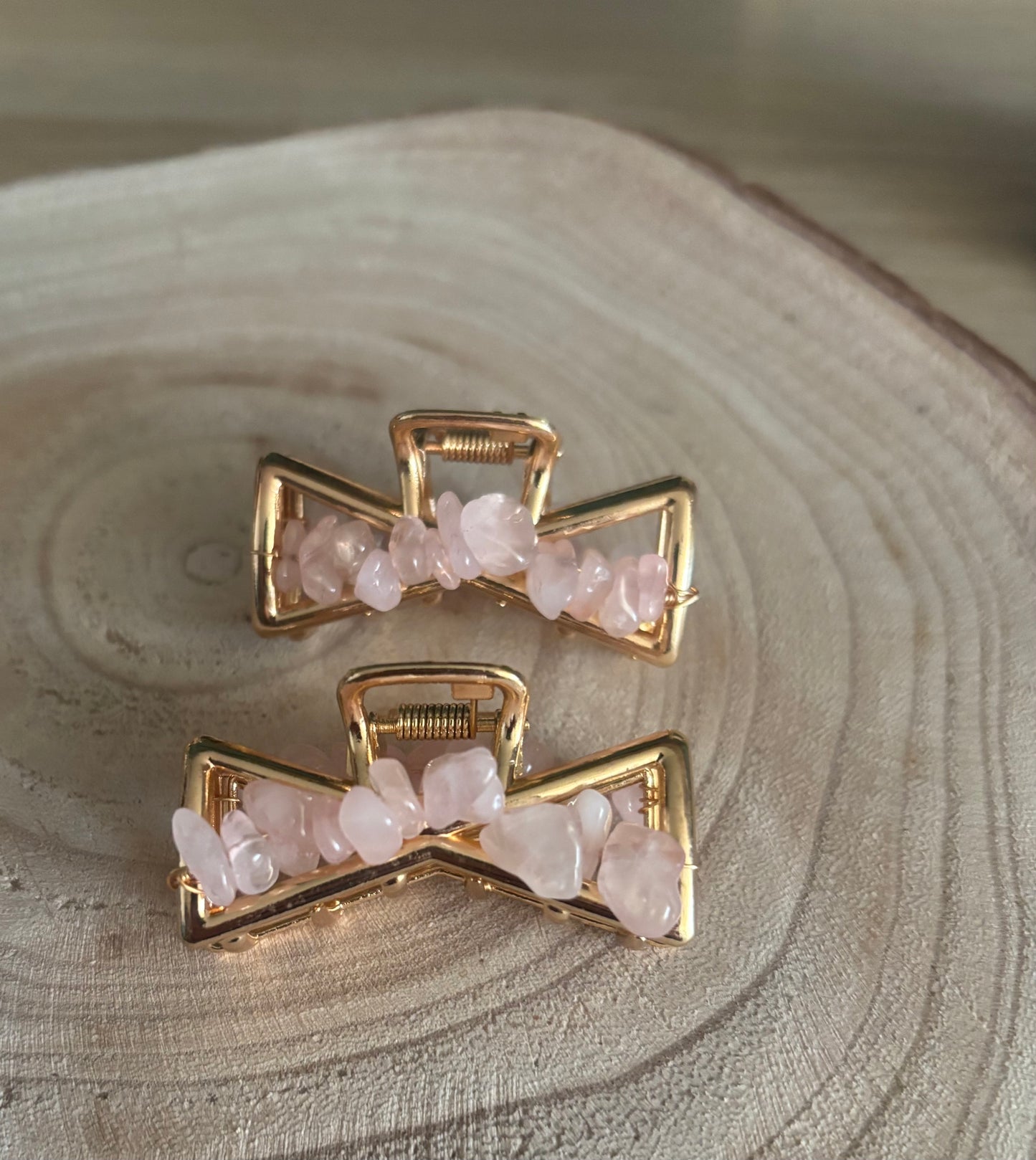 Haarspangen mit Edelsteinen