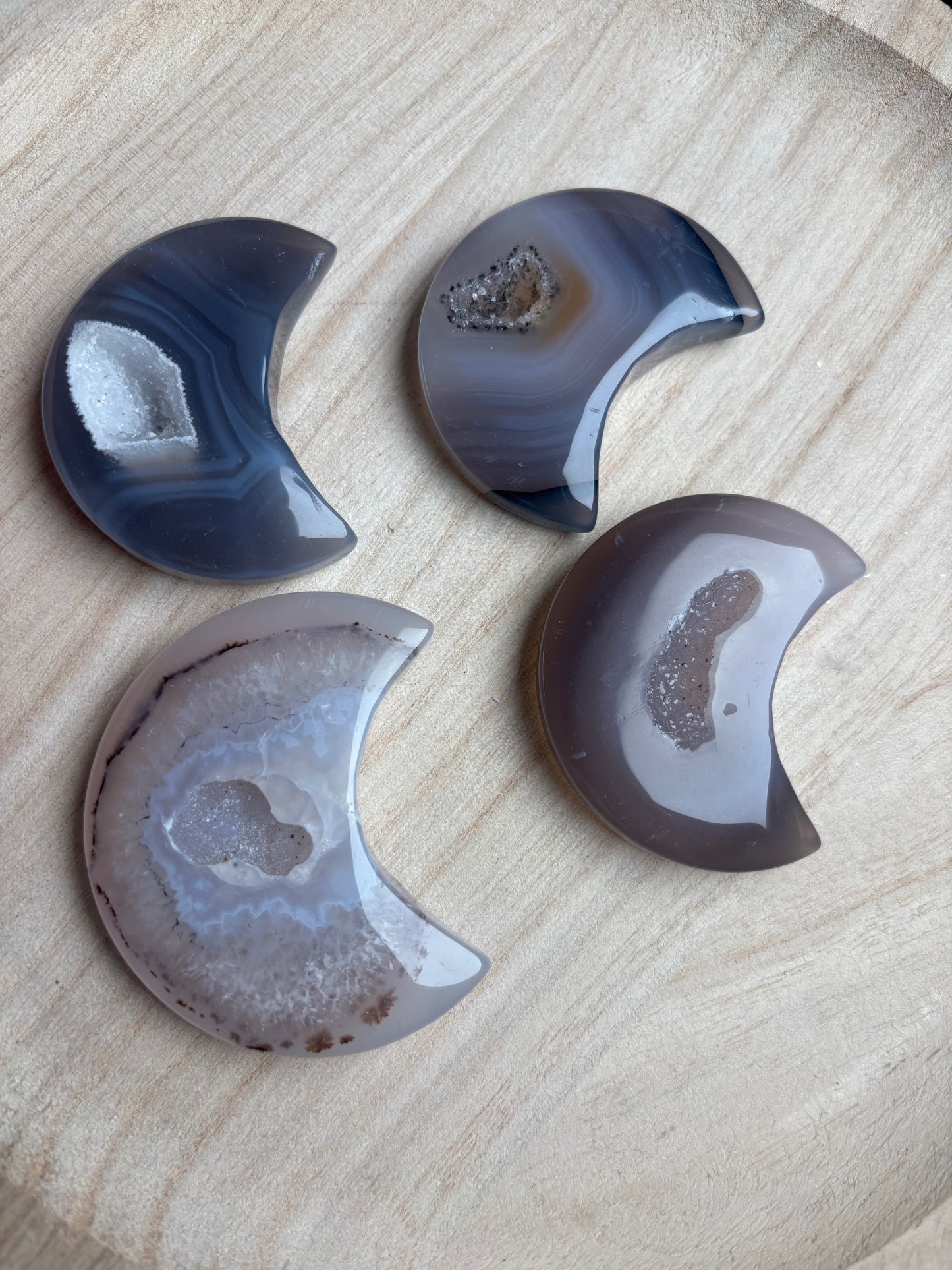 Carving Achat Druzy Mond