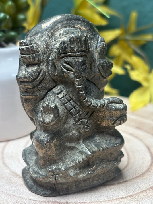 Verschiedene Mineralien Ganseha