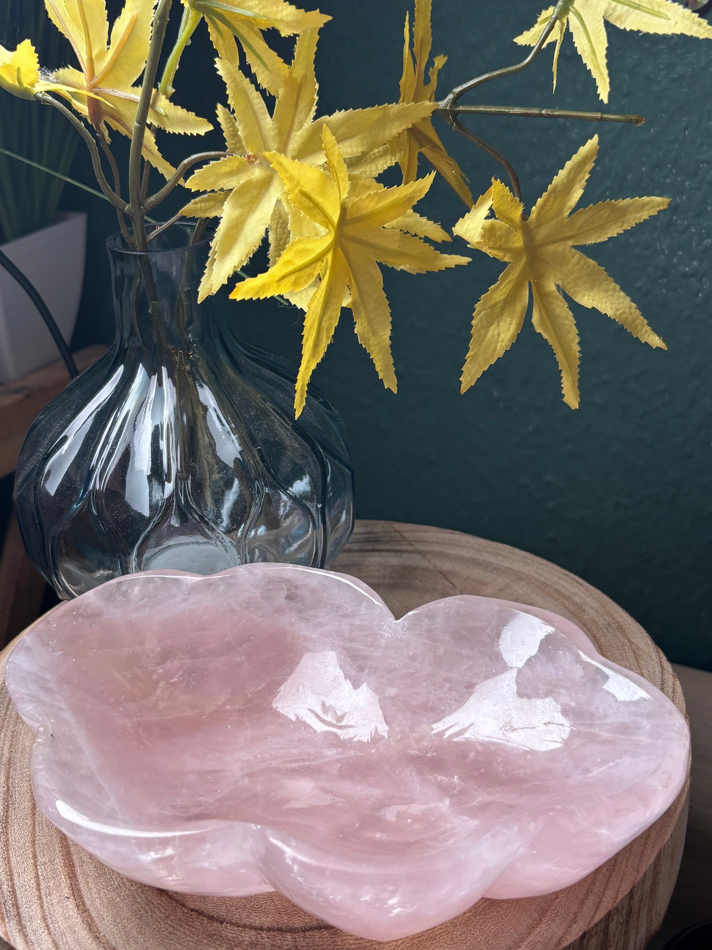 Rosenquarz-Schale in Wolkenform – Große tiefe Schale