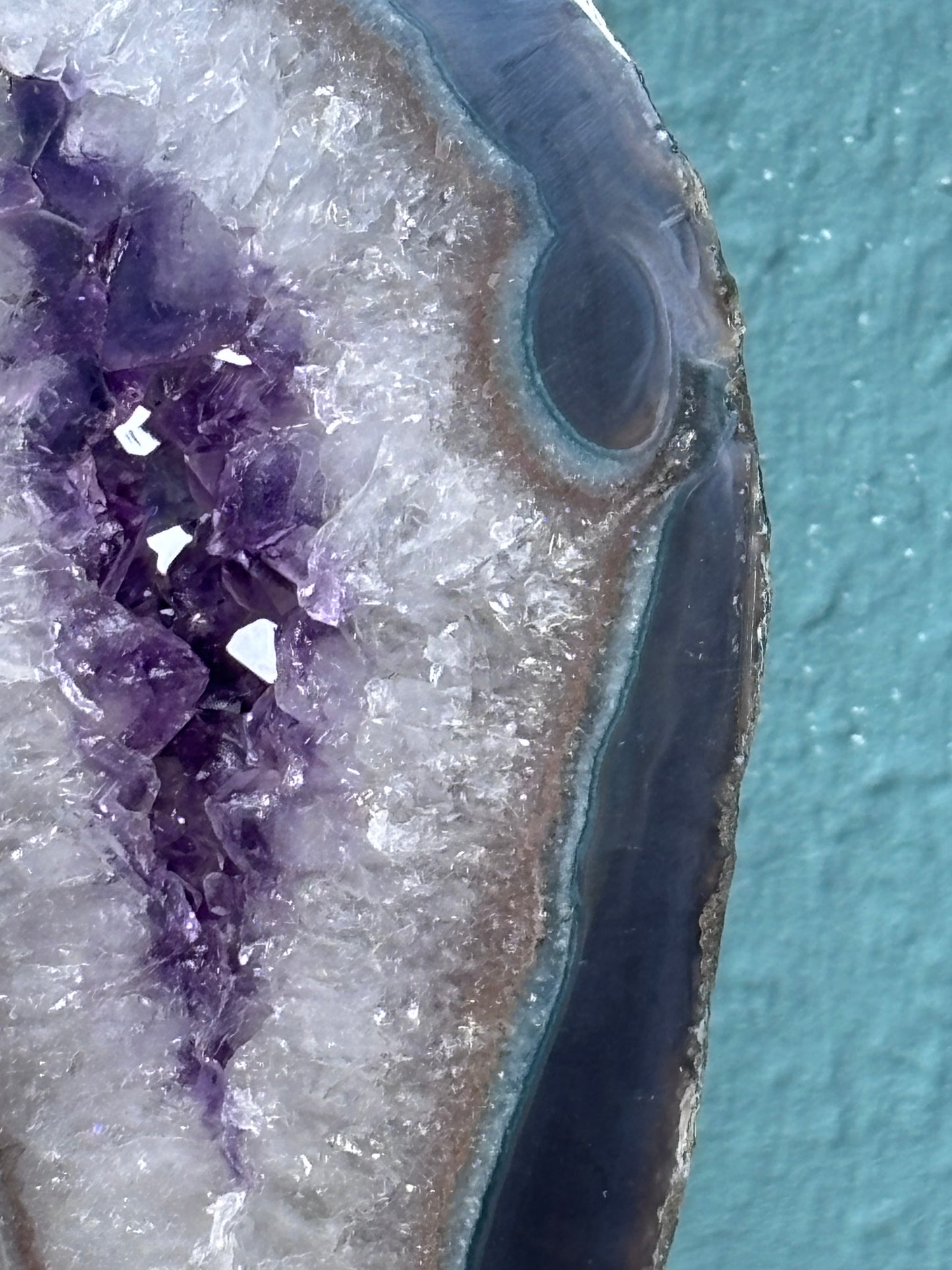 Achat-Amethyst-Scheibe auf Blatt-Metallstand - Brasilien