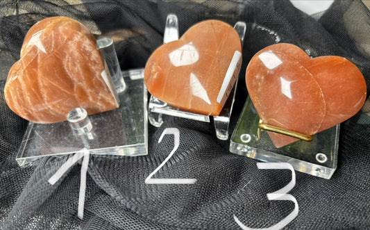 Golden Pfirsich Mondstein Herz mit Sonnenstein Flash