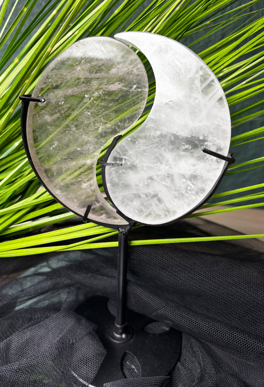 Yin Yang aus Rosenquarz und Bergkristall