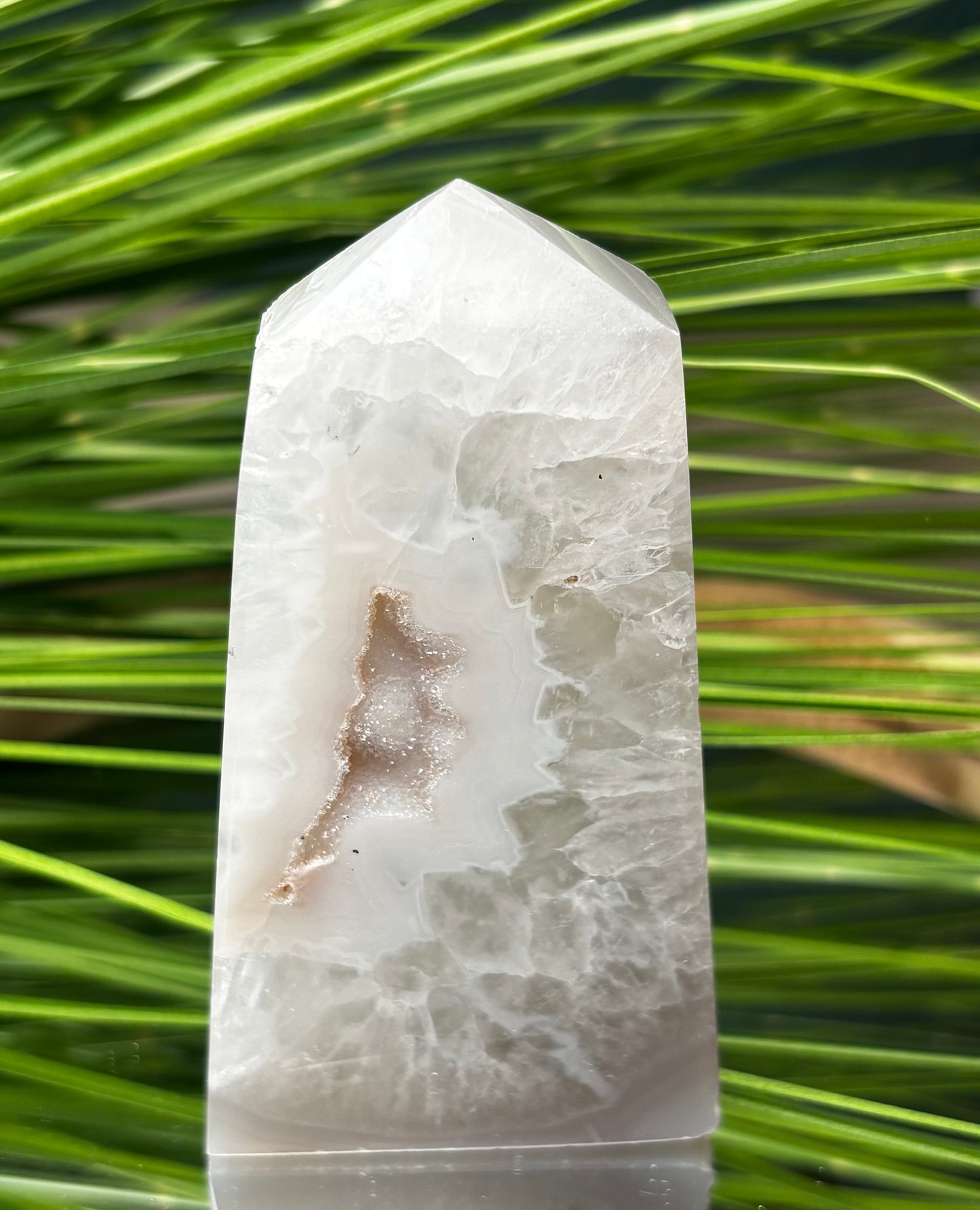 Achat Freiform mit Druse in der Mitte