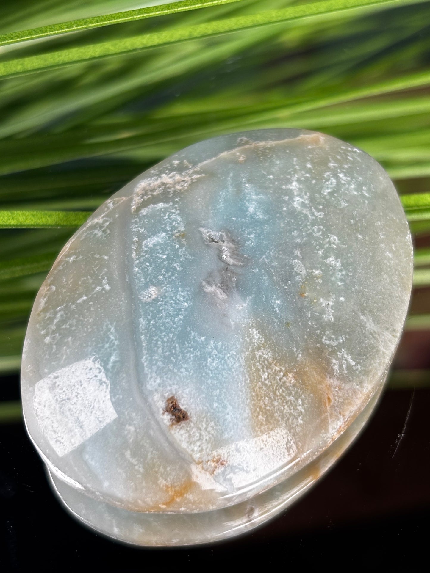 Karibische Calcit Handsteine – Verschiedene Größen