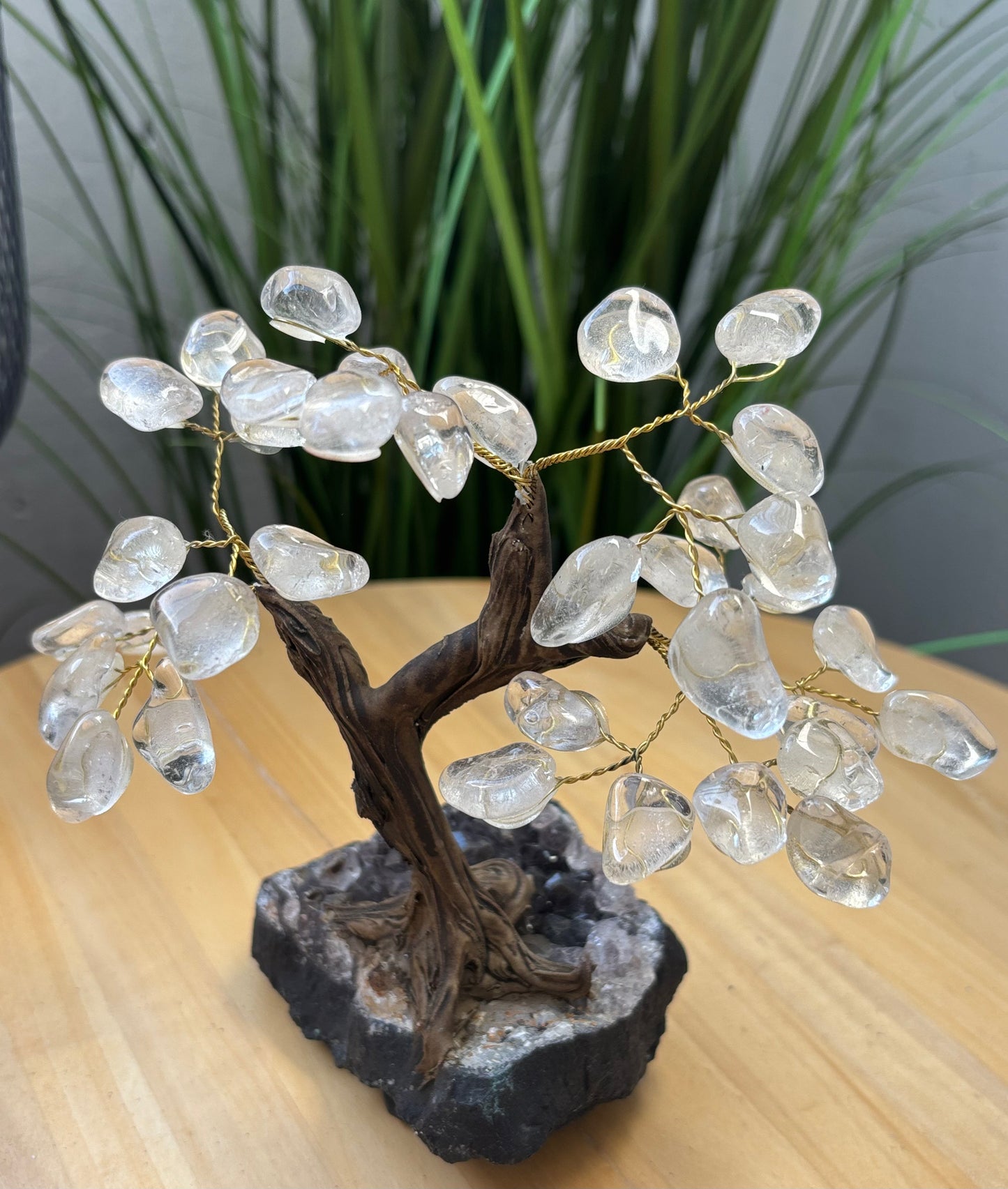 Bergkristall Baum auf Amethyst