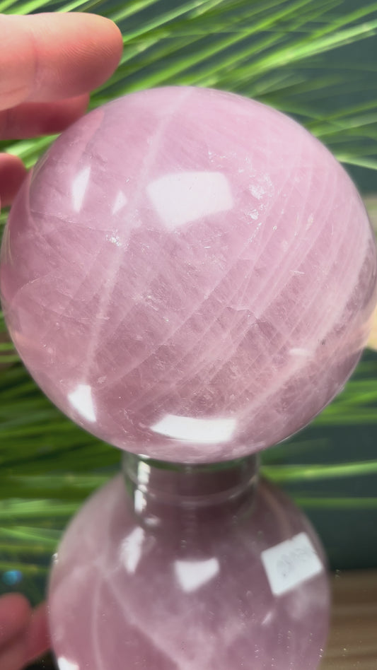 Rosenquarz Kugel dunkel 10 cm