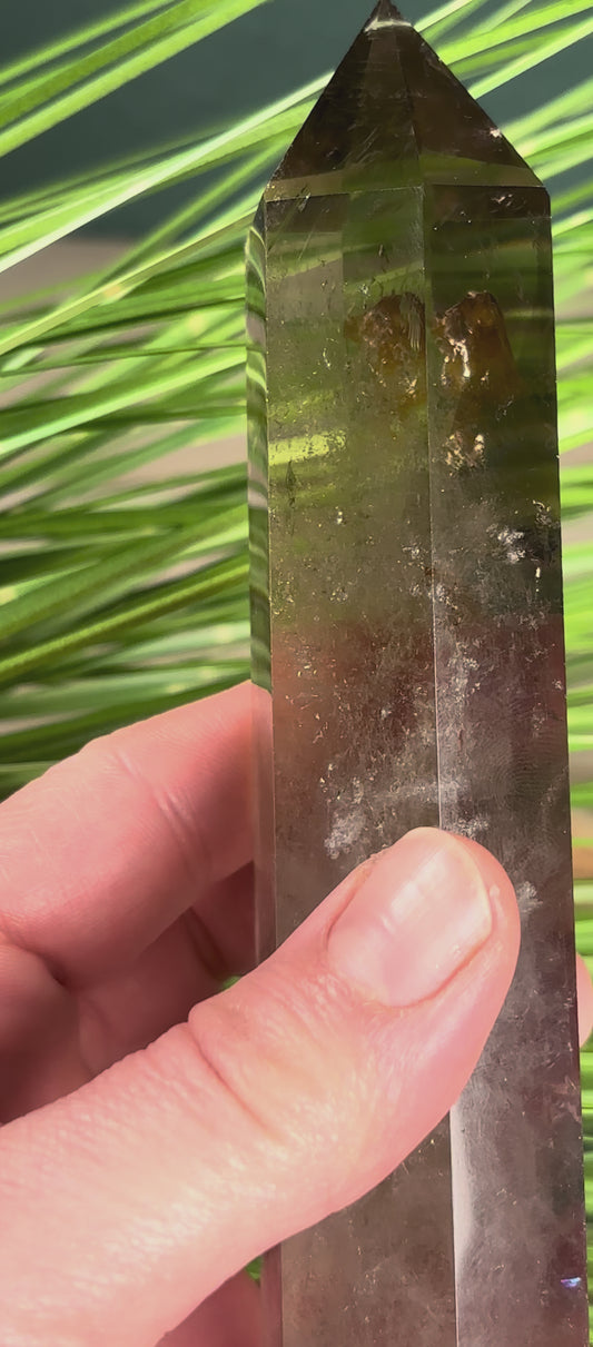 Rauchquarz Turm – 19 cm (Sale - Makel an Spitze)