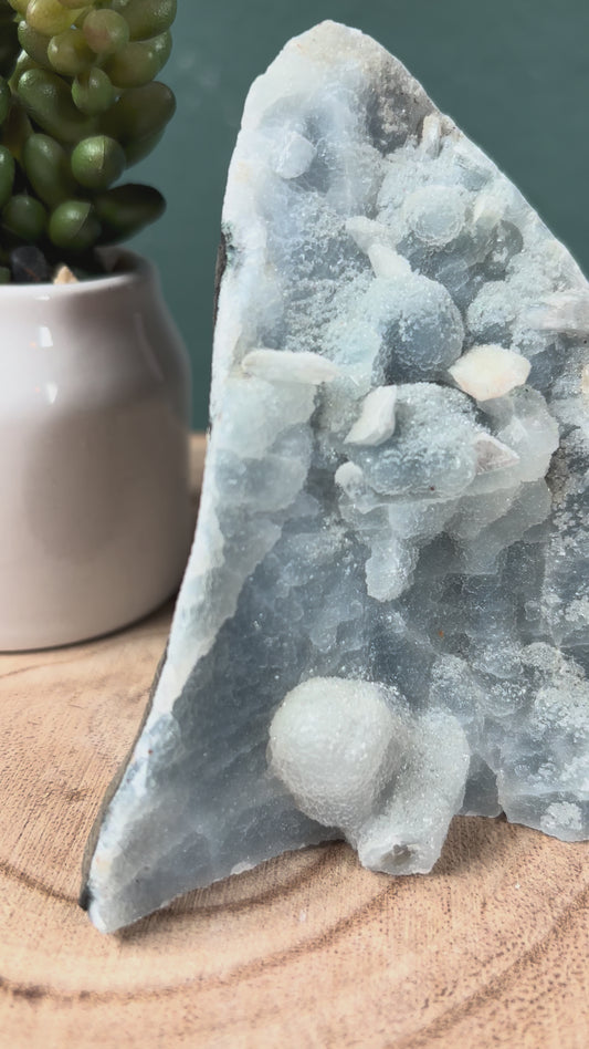 Sphalerit grau mit Apophyllite Rohstein